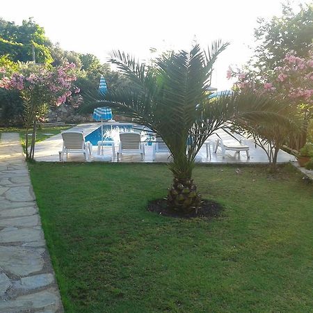 Onur Motel Фаралия Екстериор снимка
