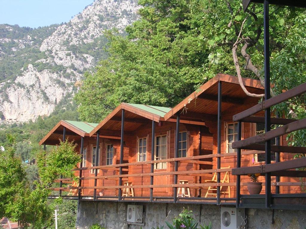 Onur Motel Фаралия Екстериор снимка