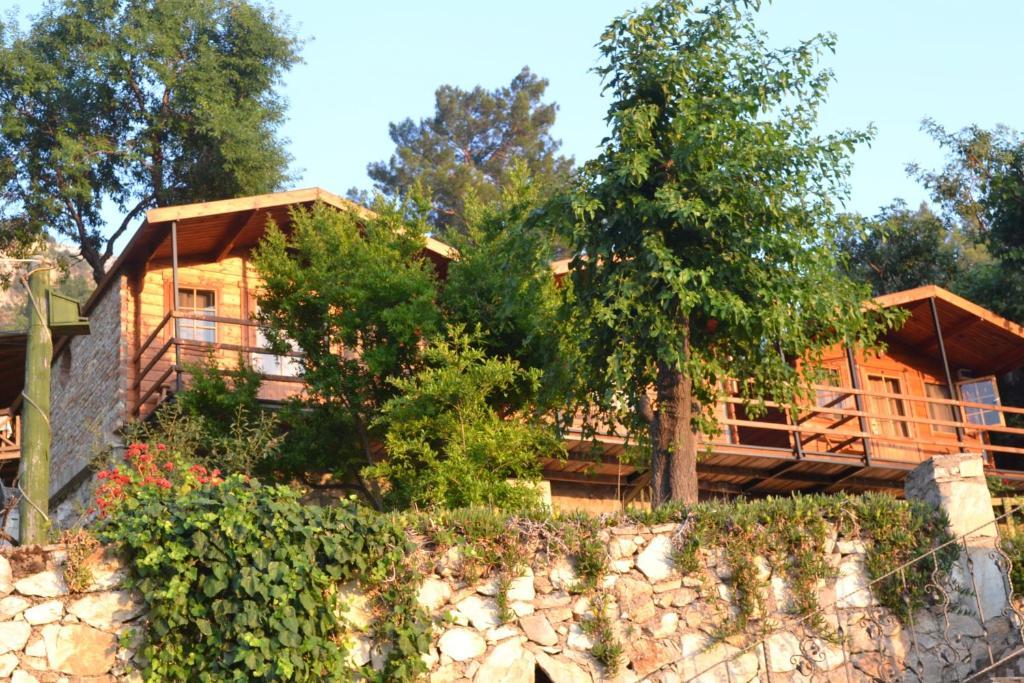 Onur Motel Фаралия Екстериор снимка